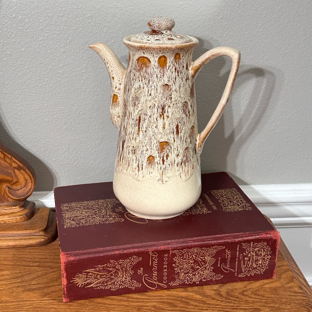 Vintage Cornwall Fosters Honeycomb Glazed Coffee Pot